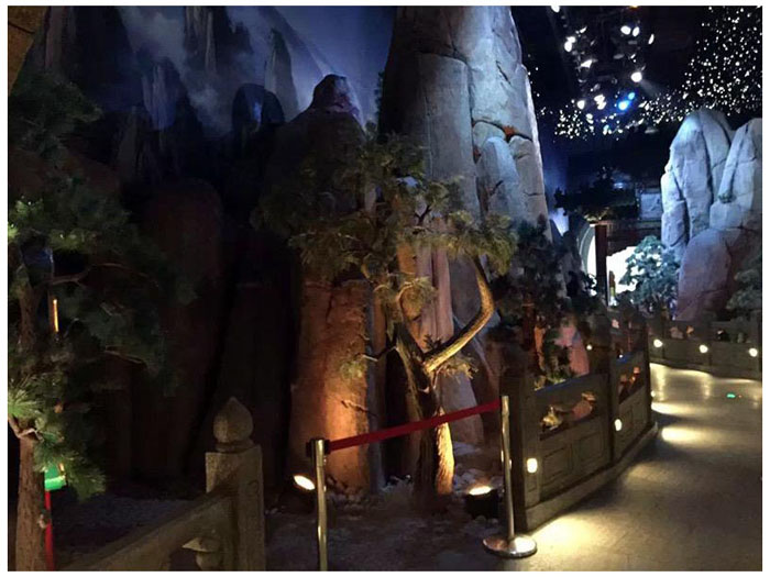 哈爾濱萬達(dá)4d影院場(chǎng)館塑石仿真假山制作工程