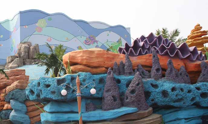 北京淡水河谷新彩色塑石假山報價多少錢一平米