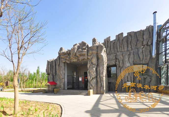 塑石假山墻制作－北京淡水河谷制作塑石假山墻