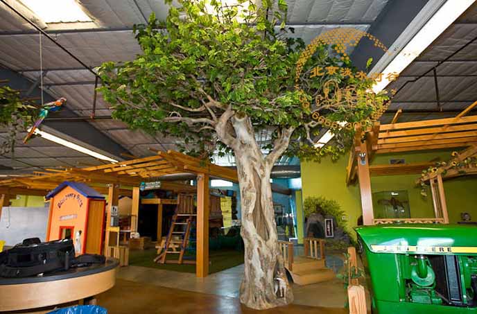 仿真樹批發市場與高端定制仿真樹制作廠家的區別