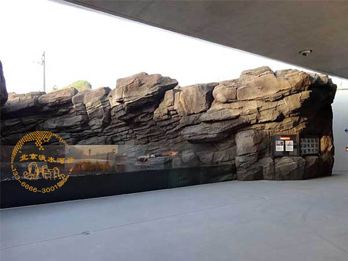 為四川重慶動物園制作塑石假山仿真環境－北京淡水河谷