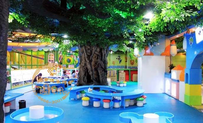 仿真榕樹葉阻燃嗎，制作仿真榕樹用什么樣的仿真榕樹葉好