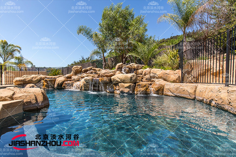 花園塑石假山噴泉在景觀設(shè)計(jì)中的作用