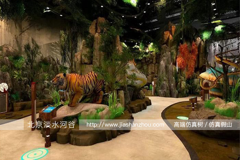 室內假山假樹景觀圖片代表國內高水準施工