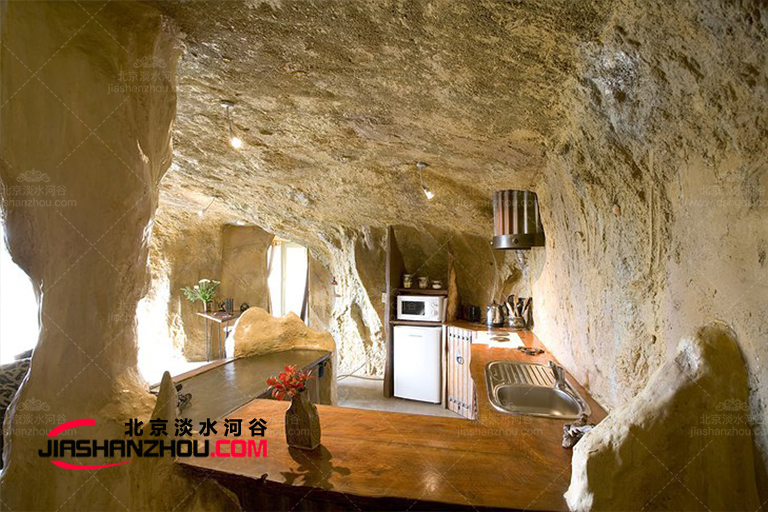 您想知道改善洞穴酒店墻壁表面的材料和技術(shù)嗎