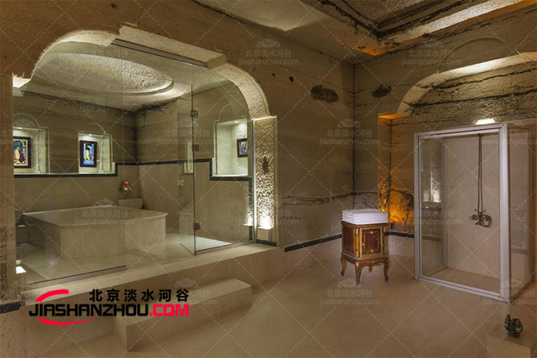 青島人造巖洞民宿自然逼真不輸指環(huán)王霍比特人村