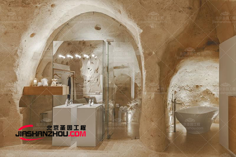 上海d士尼邊上的純白人造洞穴民宿來此的游客絡繹不