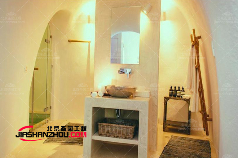 堅(jiān)固 實(shí)用 時(shí)尚的人造養(yǎng)生鹽療酒店值得一試