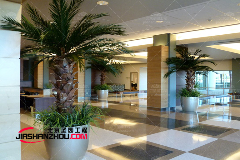 展示北京廠家內(nèi)工程美的三亞美高梅酒店棕櫚人工熱帶仿真樹(shù)