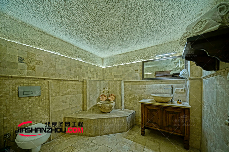 仿真別墅鹽洞豪宅采用石英淋浴墻設計山洞浴室的優缺點