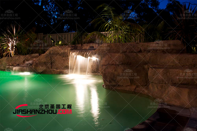 承接鎮江市句容仙林翠谷別墅區塑石假山水池工程