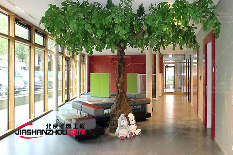 上海朝陽亞奧墅區(qū)樣板房室內(nèi)仿真樹空間裝飾