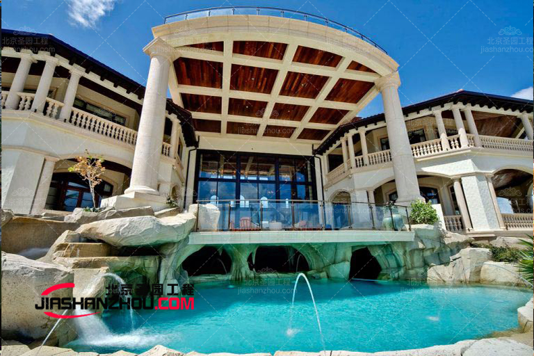 具裝飾性意義設計的現代塑石假山水池景觀