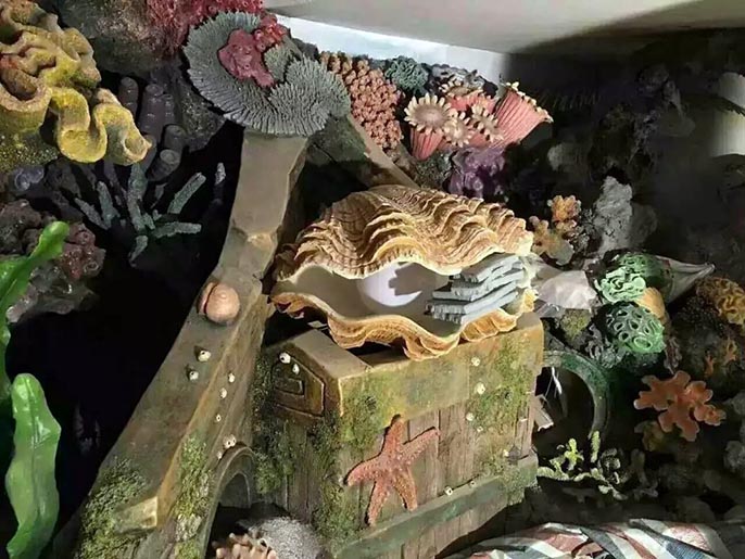 人造珊瑚礁及海洋館環境.jpg 人造珊瑚礁及海洋館環境