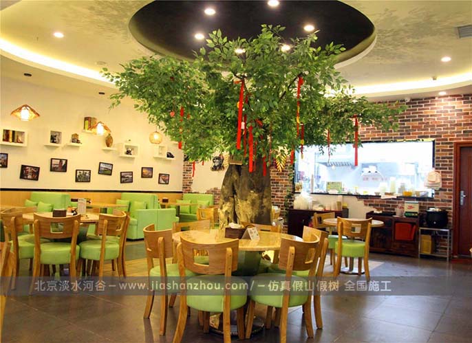 仿真榕樹.jpg 仿真榕樹