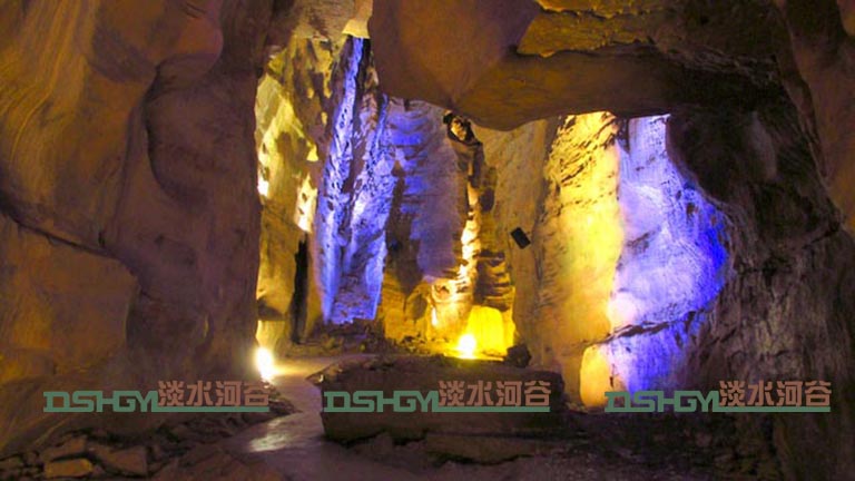 山洞旅店.jpg 山洞旅店