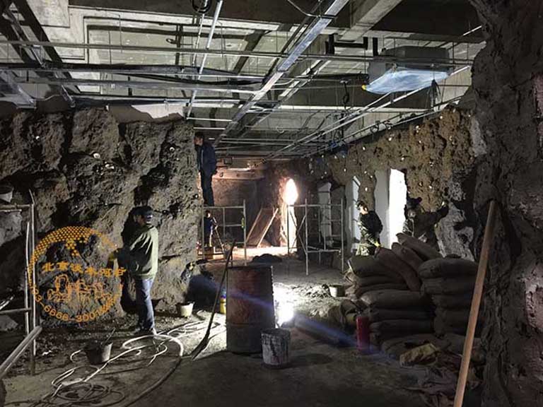 水泥塑石假山.jpg 水泥塑石假山