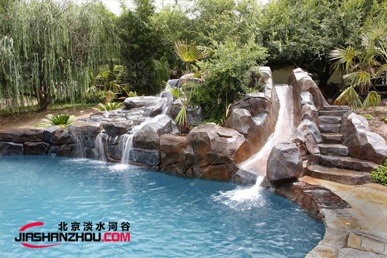 塑石假山.jpg 塑石假山