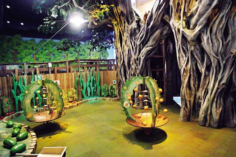 人造假樹圖片.jpg 人造假樹圖片