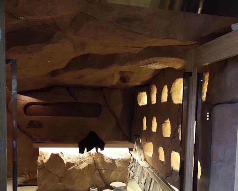 人造山洞餐廳.jpg 人造山洞餐廳