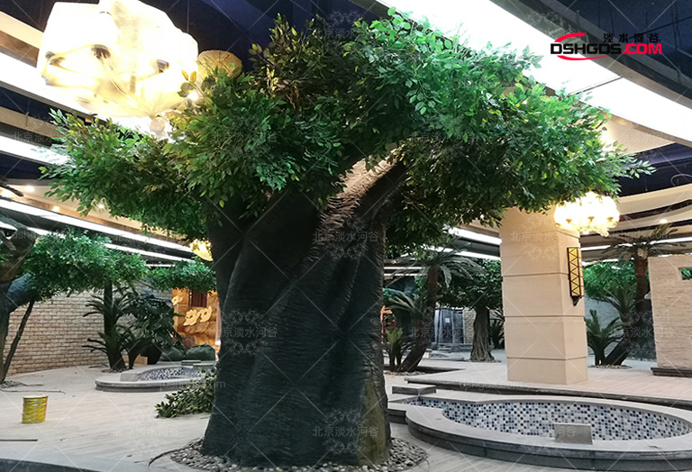 仿真榕樹.jpg 仿真榕樹