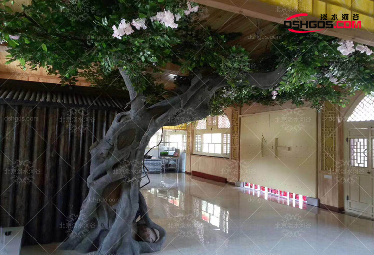 仿真榕樹(shù).jpg 仿真榕樹(shù)