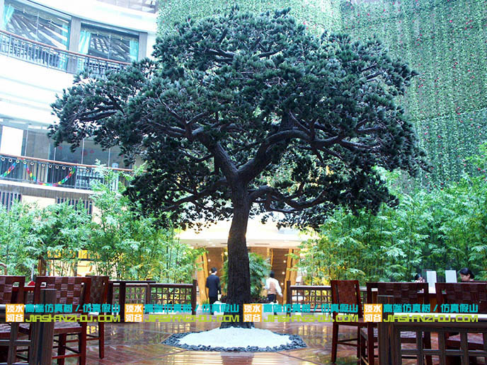 仿真假樹.jpg 仿真假樹