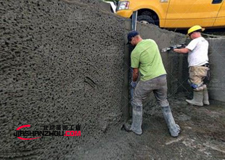 塑石假山.jpg 塑石假山